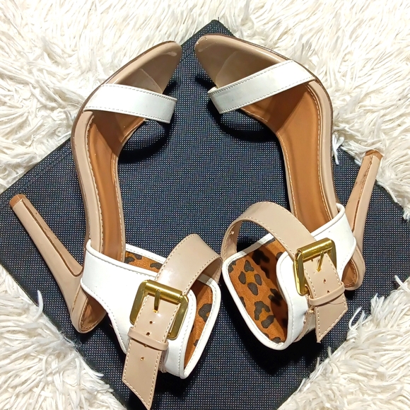 Delicious Shoes - Ankle strap heels